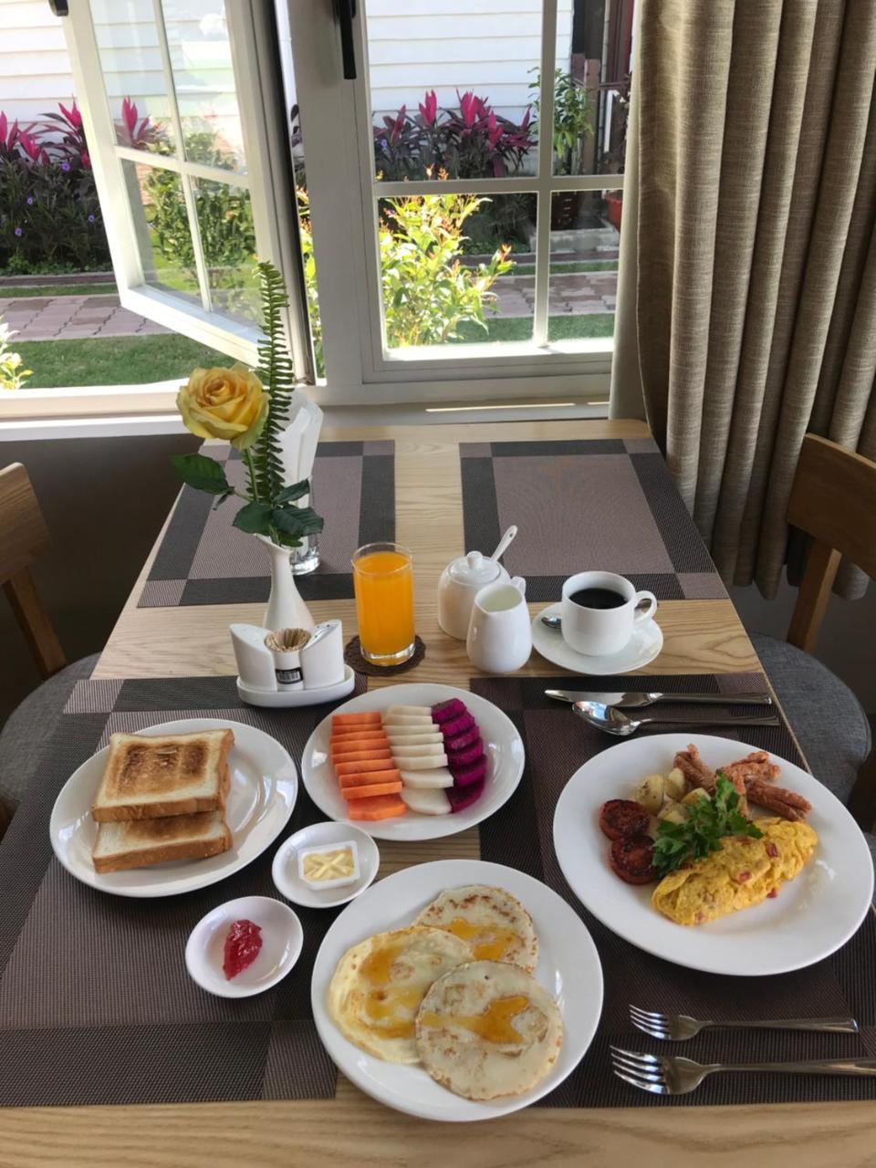Silver Lake Hotel Nyaung Shwe Bagian luar foto